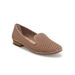 meToo flat loafer
